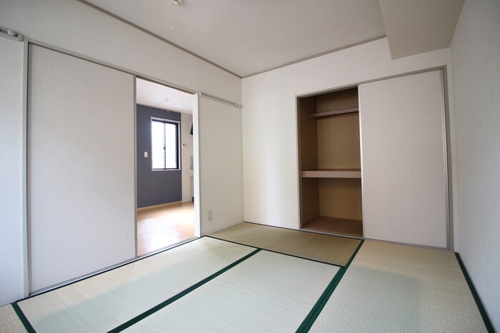 物件内観写真16　(居室)