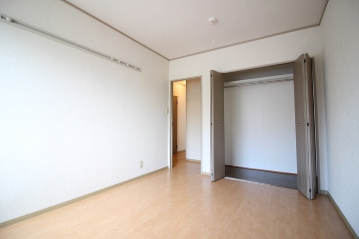 物件内観写真19　(居室)