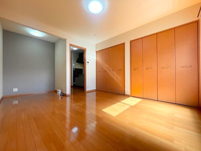 物件内観写真8　(居室)