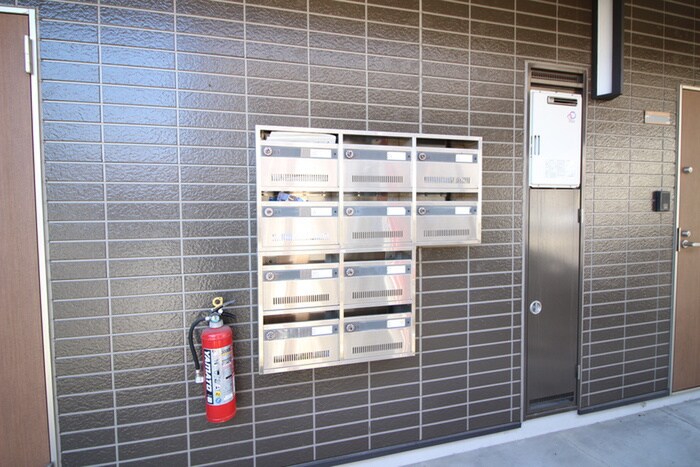 物件外観写真4　(建物設備)