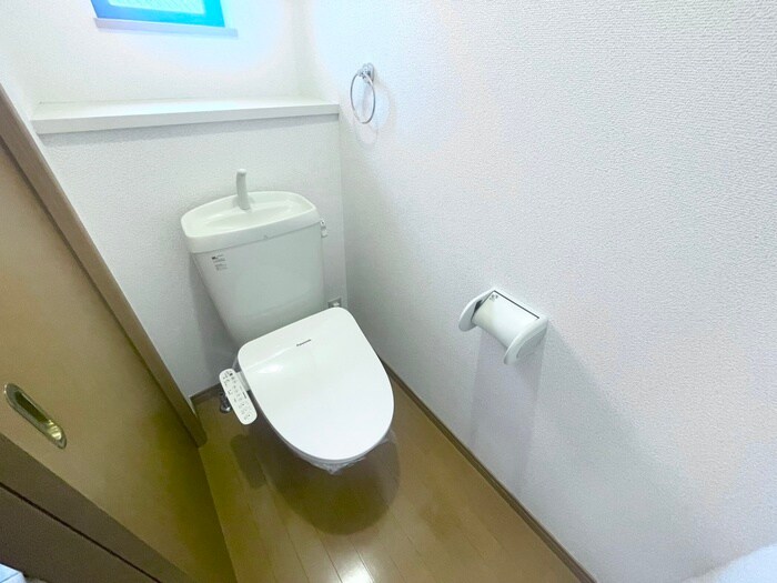 物件内観写真15　(トイレ)