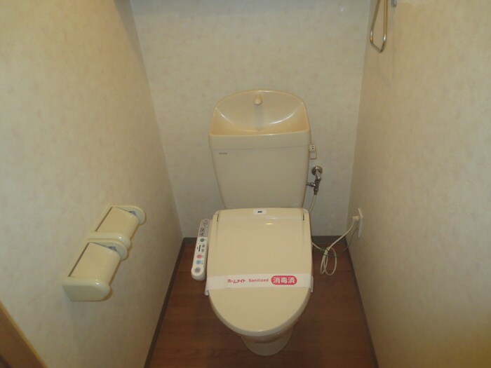 物件内観写真14　(トイレ)