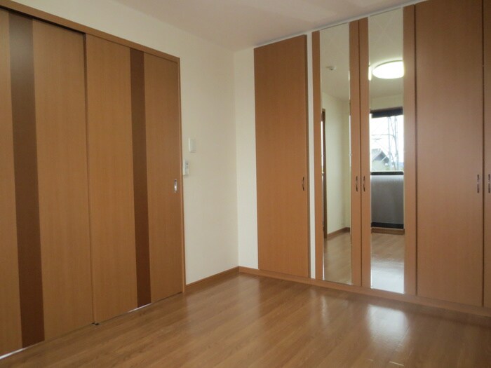 物件内観写真19　(居室)