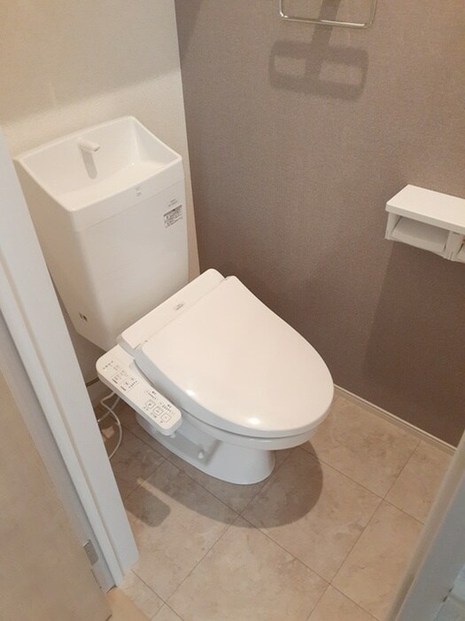 物件内観写真13　(トイレ)