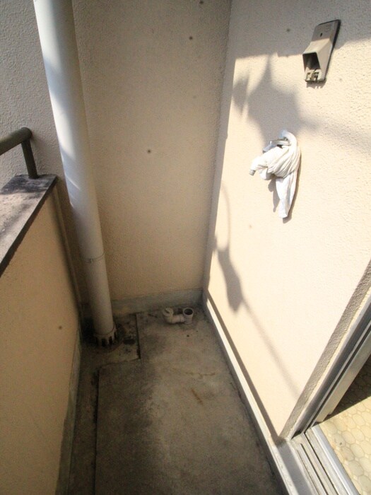 物件内観写真18　(洗濯機置場)