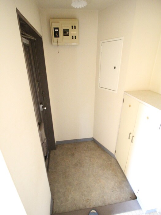 物件内観写真22　(玄関)