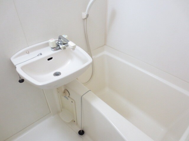物件内観写真12　(バス／シャワールーム等)