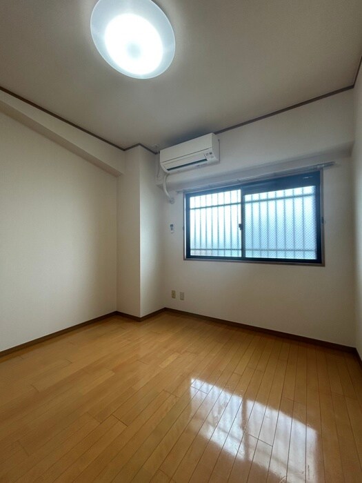 物件内観写真5　(居室)