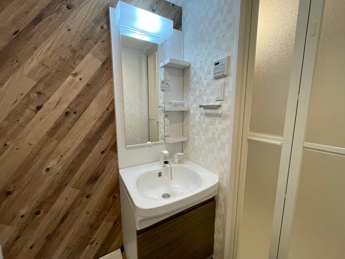 物件内観写真12　(洗面)