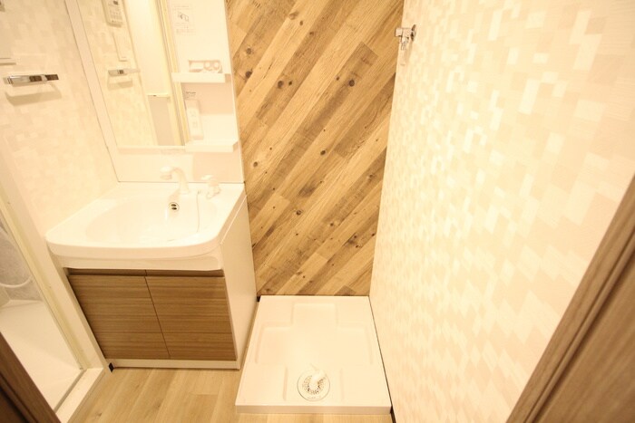 物件内観写真12　(洗濯機置場)