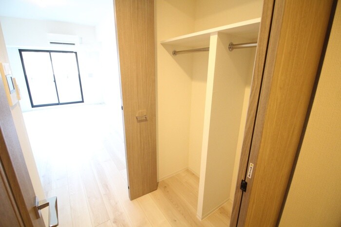 物件内観写真15　(収納)