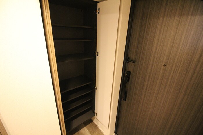 物件内観写真17　(靴箱)