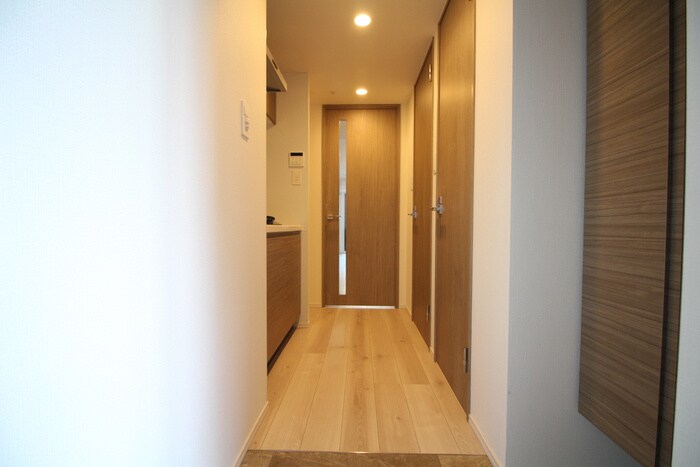 物件内観写真18　(廊下)
