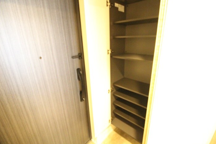 物件内観写真18　(靴箱)