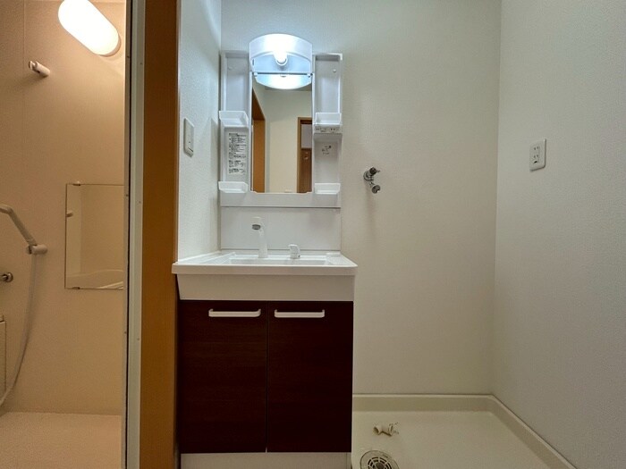 物件内観写真7　(洗面)