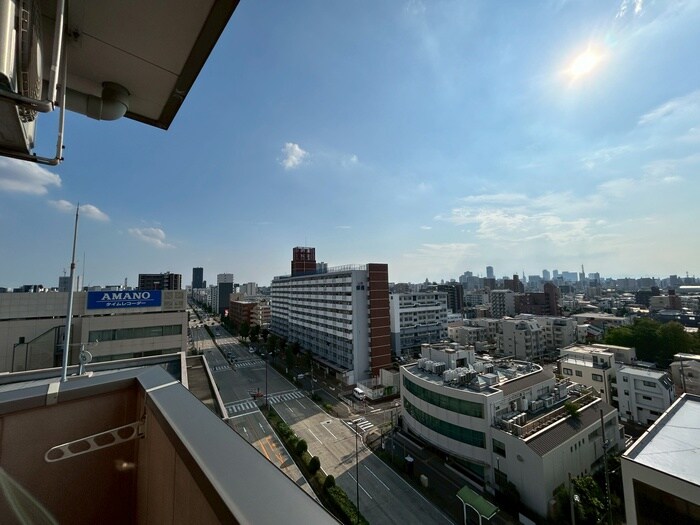 物件内観写真13　(室内からの展望)