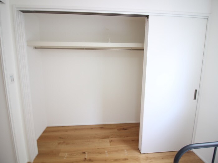 物件内観写真12　(収納)