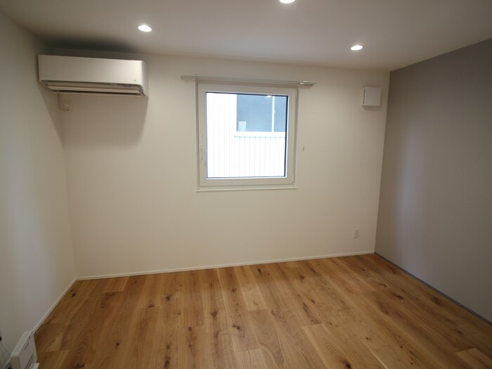 物件内観写真14　(居室)