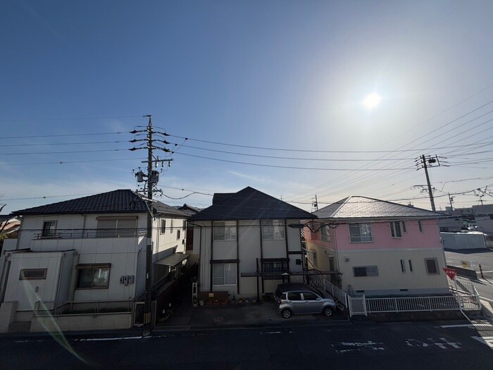 物件内観写真16　(室内からの展望)