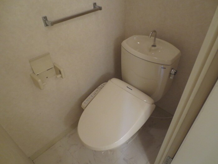 物件内観写真15　(トイレ)