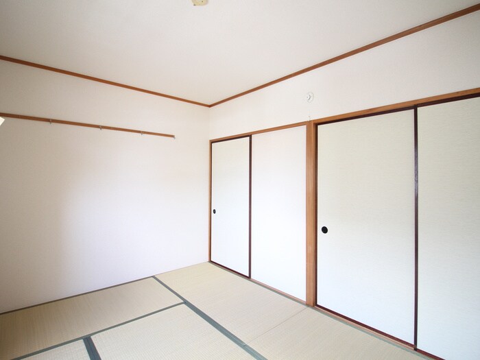 物件内観写真15　(居室)