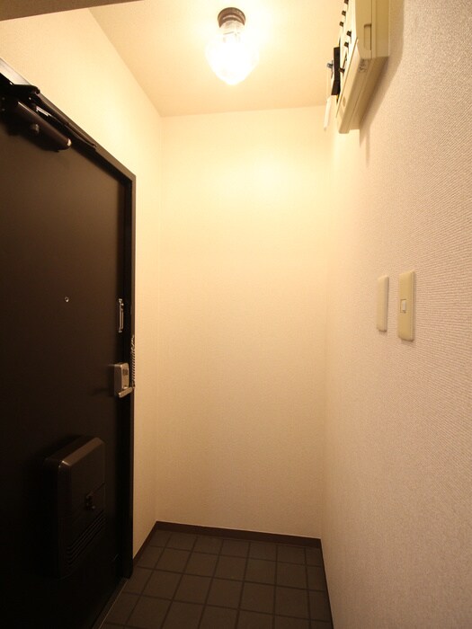 物件内観写真20　(玄関)