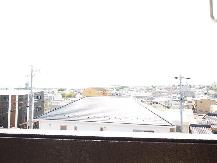 物件内観写真21　(室内からの展望)