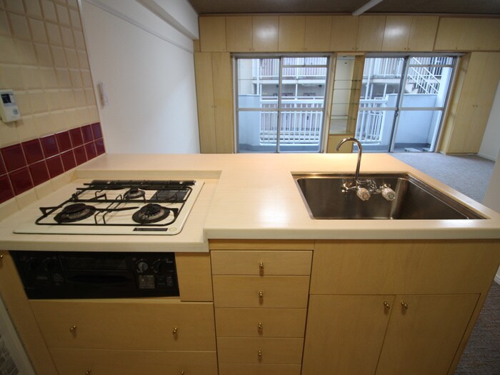 物件内観写真8　(キッチン)