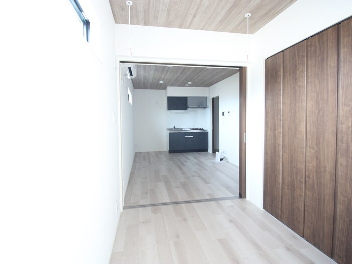 物件内観写真8　(居室)