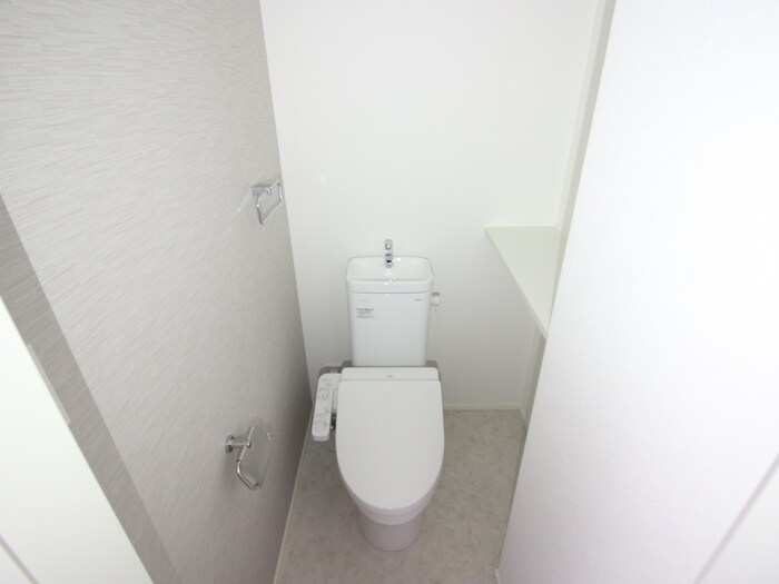 物件内観写真13　(トイレ)