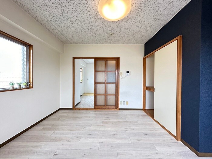 物件内観写真8　(居室)