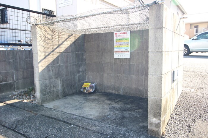 物件外観写真6　(建物設備)