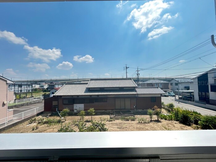 物件内観写真16　(室内からの展望)