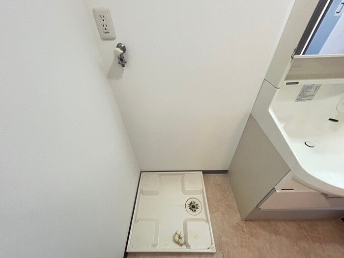 物件内観写真22　(洗濯機置場)