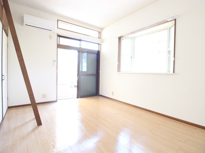 物件内観写真9　(居室)