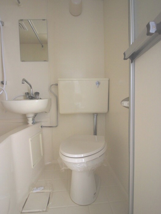 物件内観写真14　(トイレ)