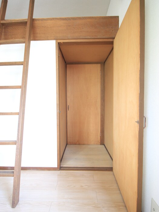 物件内観写真15　(収納)