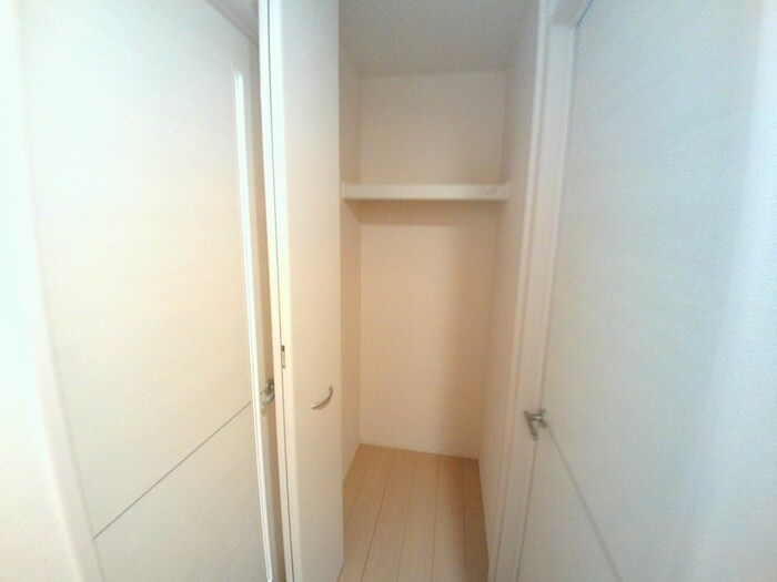 物件内観写真10　(洗面)