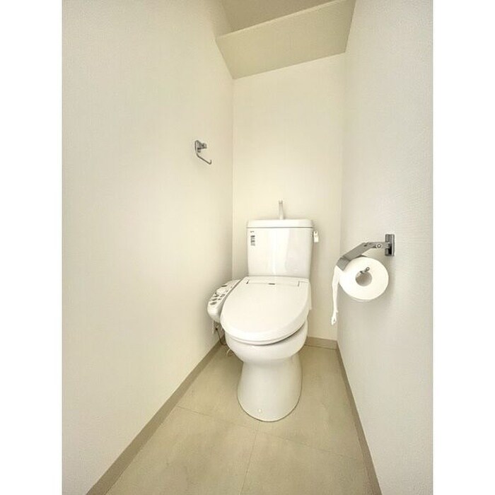 物件内観写真12　(トイレ)