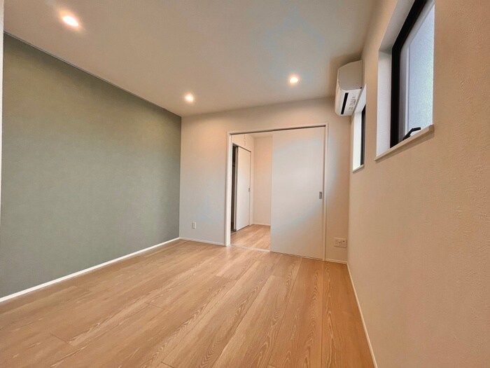 物件内観写真8　(居室)