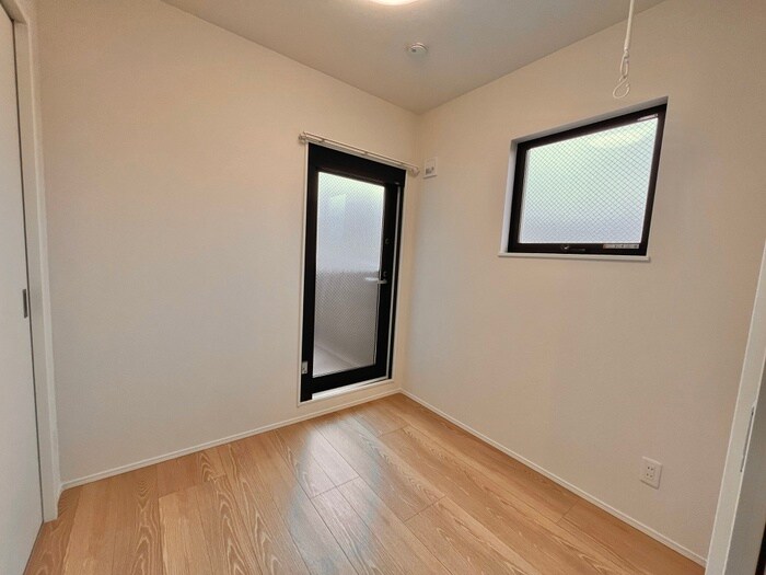 物件内観写真9　(居室)