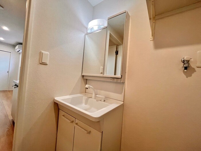 物件内観写真14　(洗面)