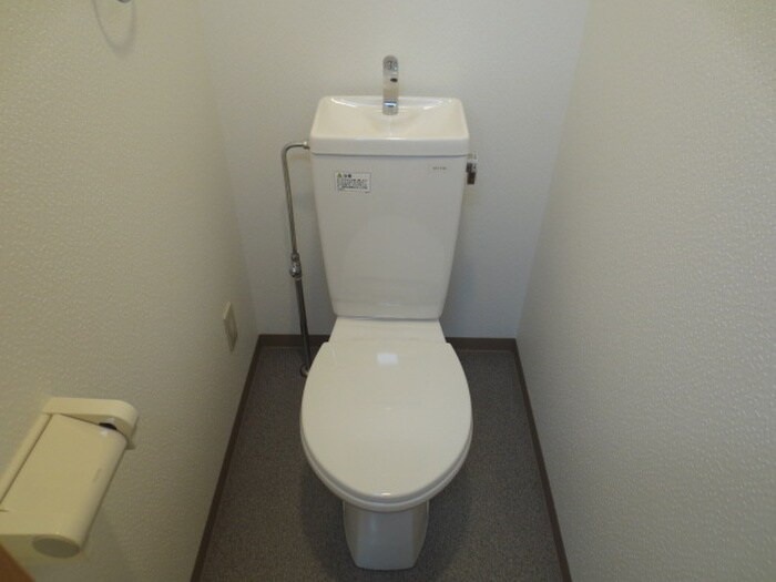 物件内観写真10　(トイレ)