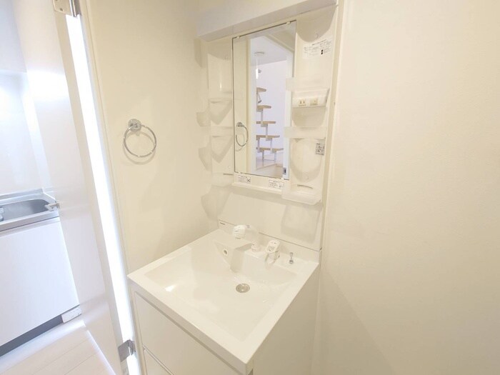 物件内観写真9　(洗面)