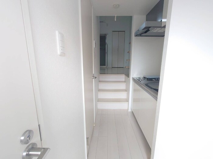 物件内観写真22　(廊下)