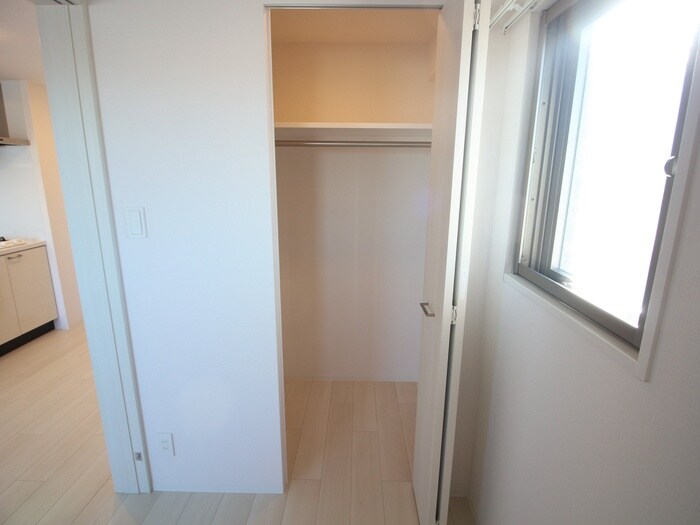 物件内観写真9　(収納)