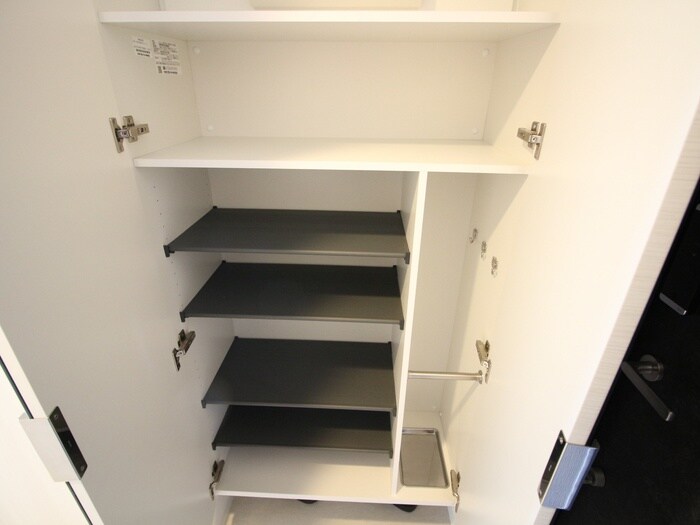 物件内観写真14　(靴箱)