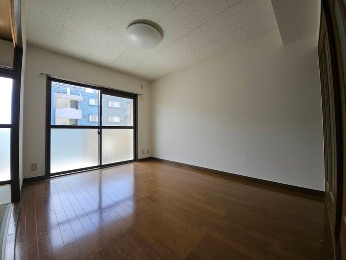 物件内観写真19　(居室)