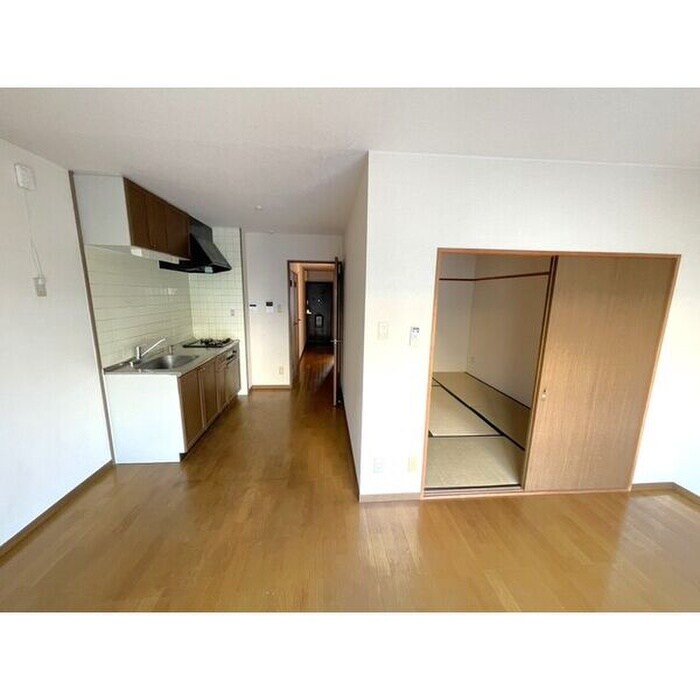 物件内観写真10　(居室)