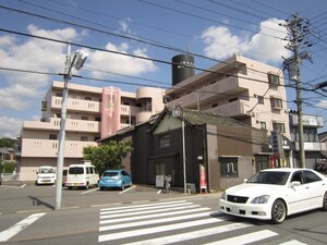 岩津マンション外観写真